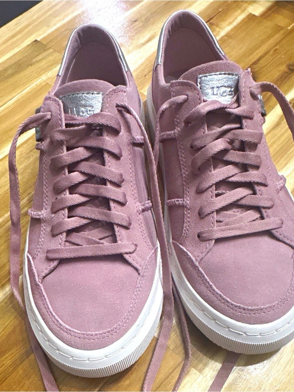 UGG Alameda Lace Pink Sneakers US 7.5